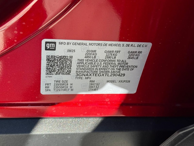 Chevrolet Equinox Vehicle Full-screen Gallery Image 16