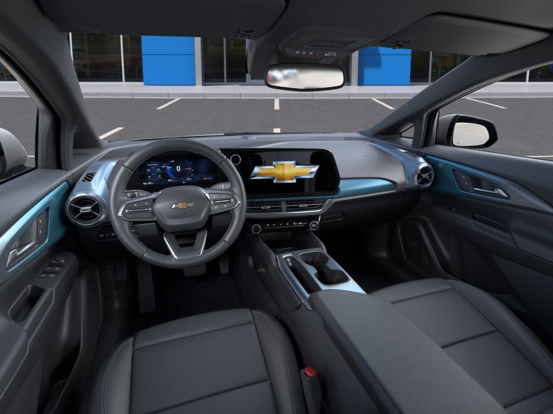 Chevrolet Equinox EV Vehicle Full-screen Gallery Image 15