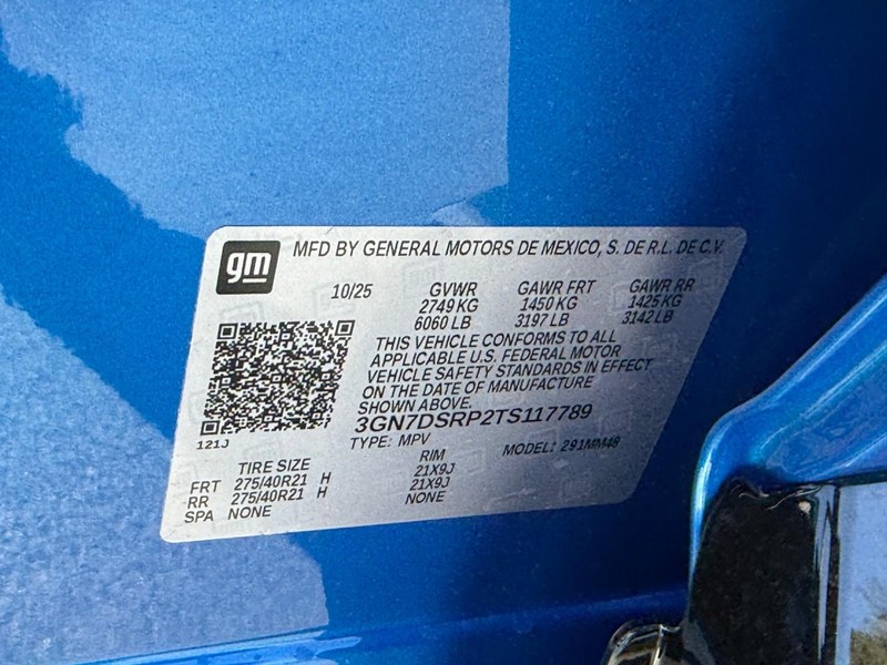 Chevrolet Equinox EV Vehicle Full-screen Gallery Image 16