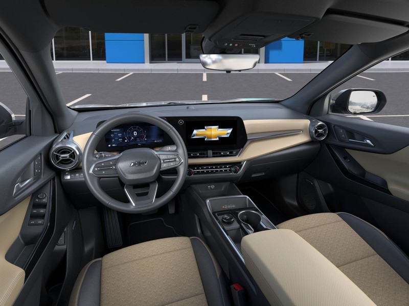 Chevrolet Equinox Vehicle Full-screen Gallery Image 15