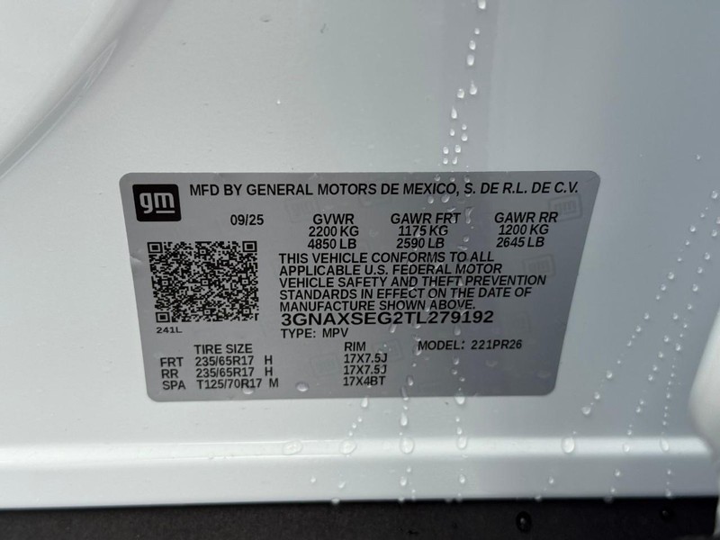 Chevrolet Equinox Vehicle Full-screen Gallery Image 20