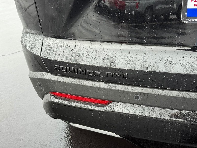 Chevrolet Equinox Vehicle Full-screen Gallery Image 5