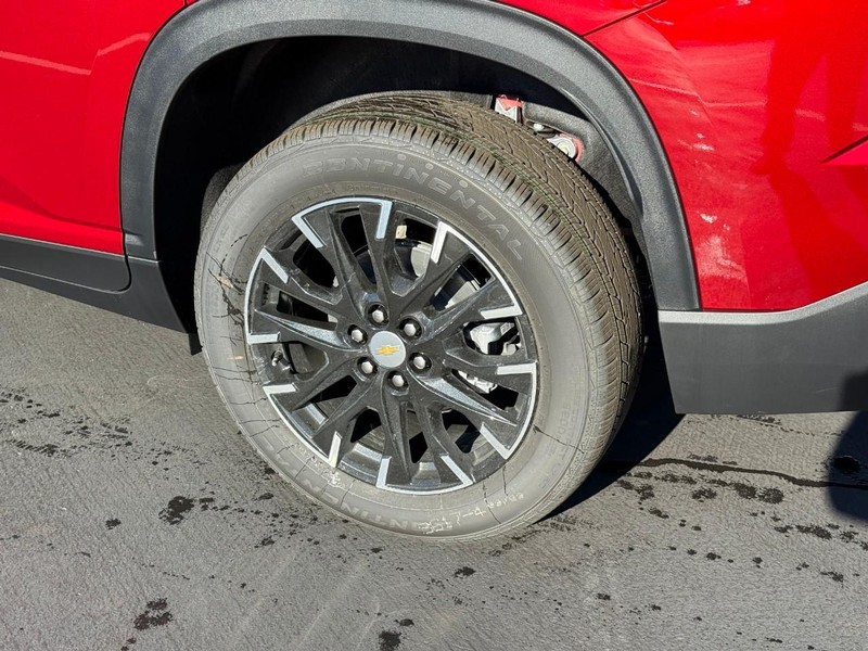 Chevrolet Traverse Vehicle Full-screen Gallery Image 4