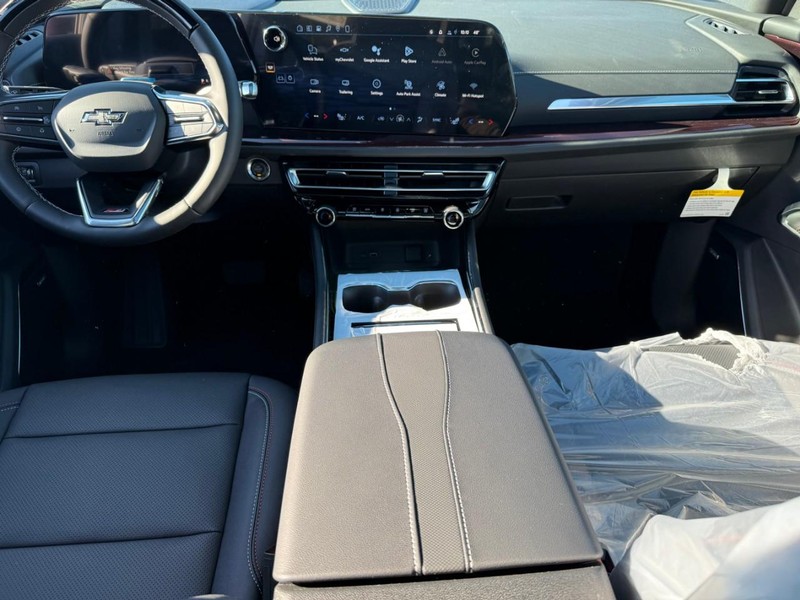 Chevrolet Traverse Vehicle Full-screen Gallery Image 7