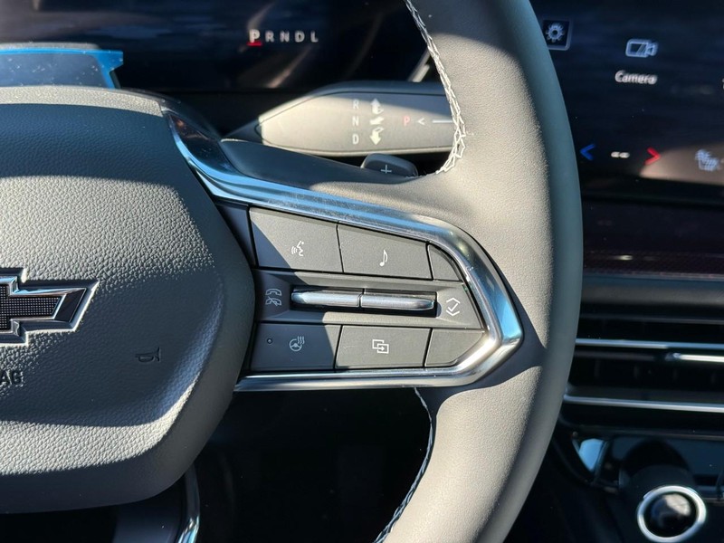 Chevrolet Traverse Vehicle Full-screen Gallery Image 15