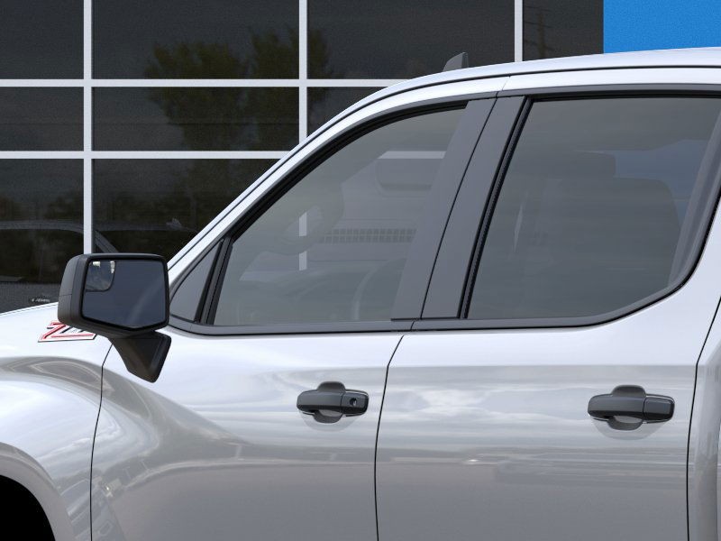 Chevrolet Silverado 1500 Vehicle Full-screen Gallery Image 12