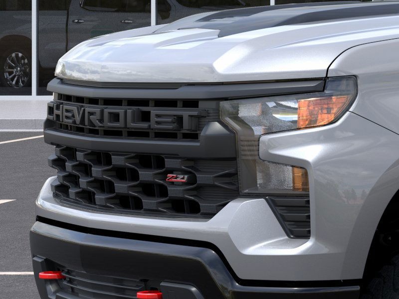 Chevrolet Silverado 1500 Vehicle Full-screen Gallery Image 13