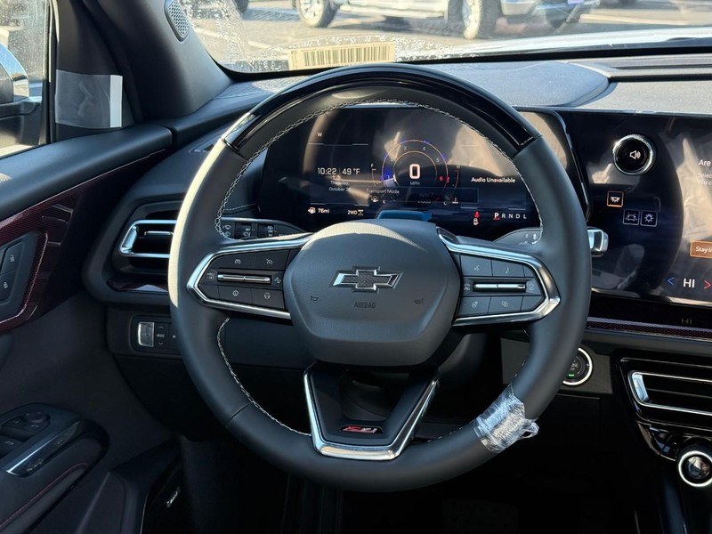 Chevrolet Traverse Vehicle Full-screen Gallery Image 9