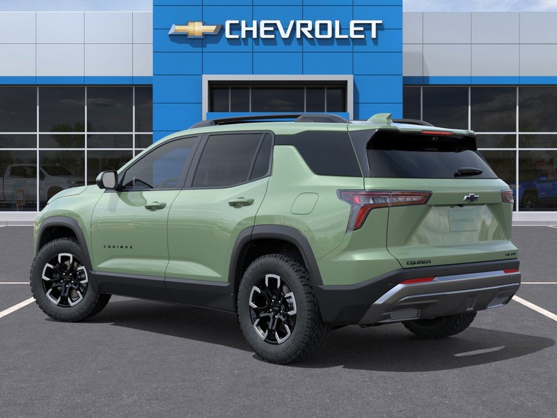 Chevrolet Equinox Vehicle Full-screen Gallery Image 3