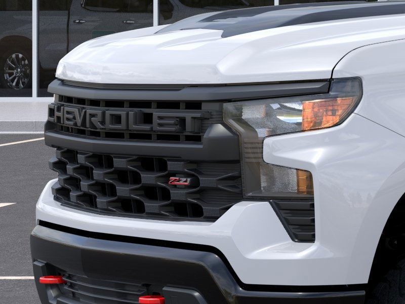 Chevrolet Silverado 1500 Vehicle Full-screen Gallery Image 13