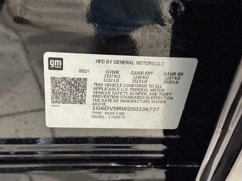 Cadillac CT5-V Vehicle Full-screen Gallery Image 15