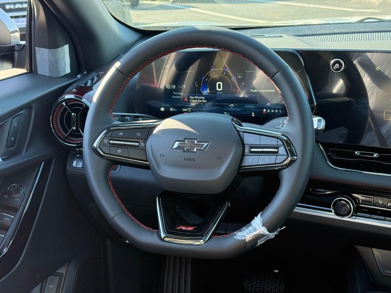 Chevrolet Equinox Vehicle Full-screen Gallery Image 8