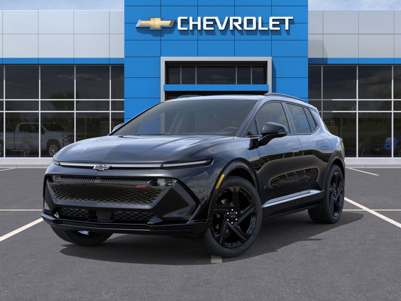 Chevrolet Equinox EV Vehicle Full-screen Gallery Image 6