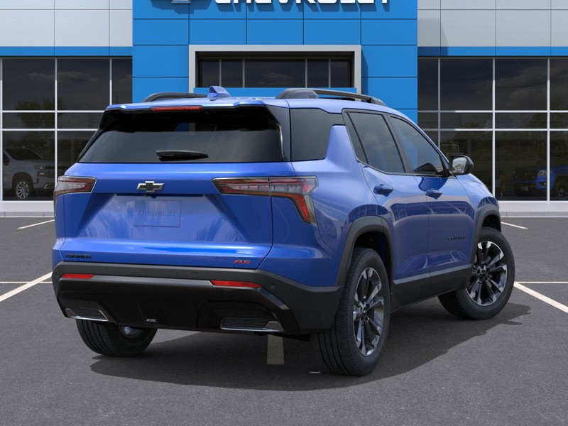 Chevrolet Equinox Vehicle Full-screen Gallery Image 4