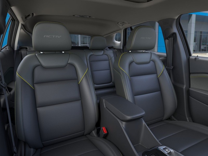 Chevrolet Trax Vehicle Full-screen Gallery Image 16