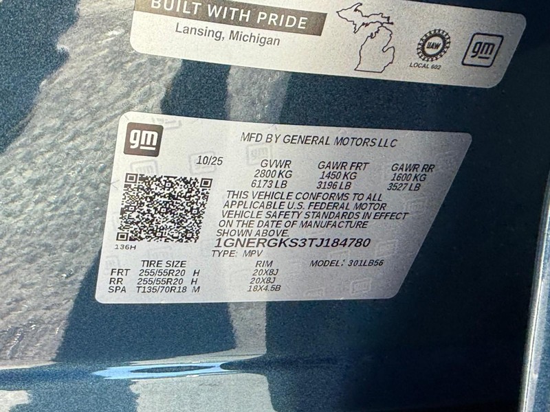 Chevrolet Traverse Vehicle Full-screen Gallery Image 16