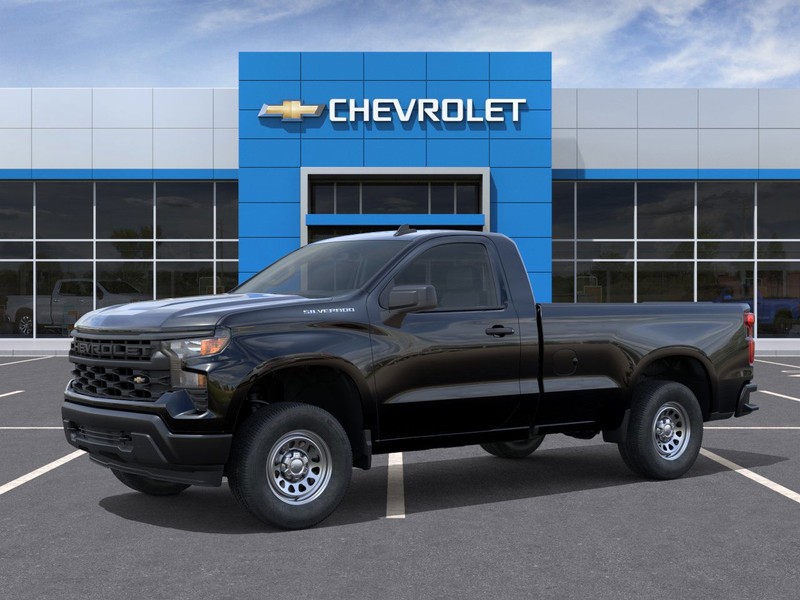 Chevrolet Silverado 1500 Vehicle Full-screen Gallery Image 2