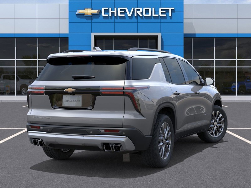 Chevrolet Traverse Vehicle Full-screen Gallery Image 4