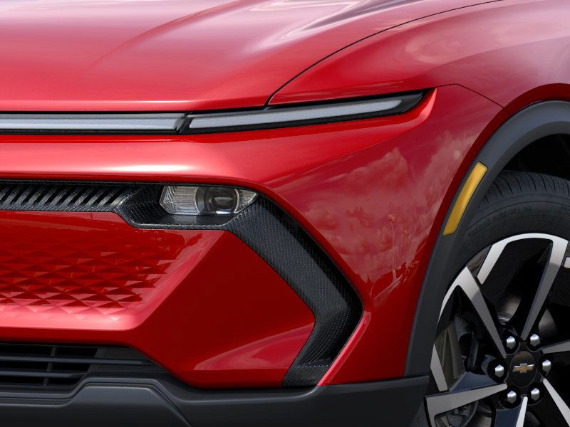 Chevrolet Equinox EV Vehicle Full-screen Gallery Image 10