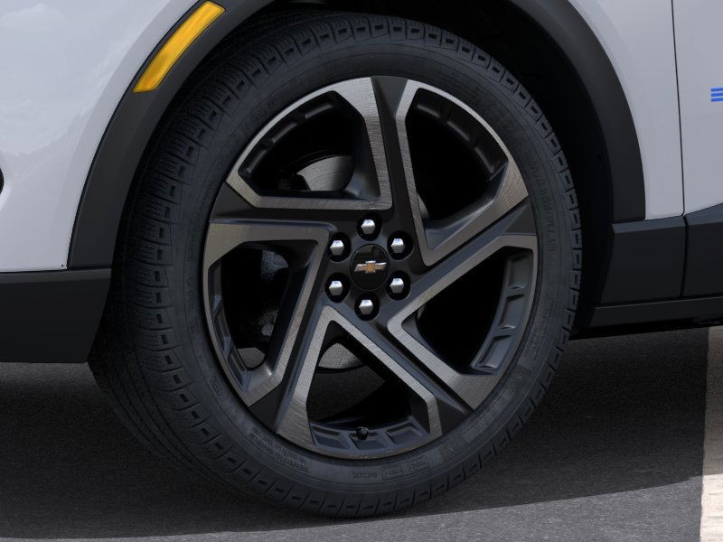 Chevrolet Equinox EV Vehicle Full-screen Gallery Image 9