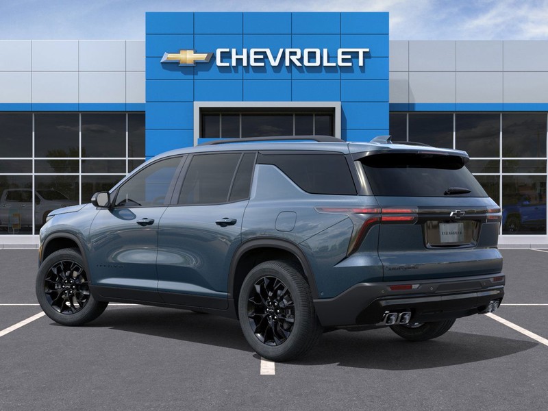 Chevrolet Traverse Vehicle Full-screen Gallery Image 3