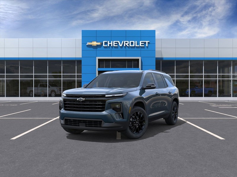 Chevrolet Traverse Vehicle Full-screen Gallery Image 8