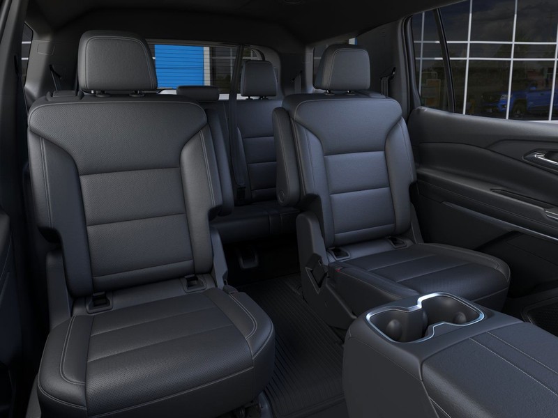 Chevrolet Traverse Vehicle Full-screen Gallery Image 17