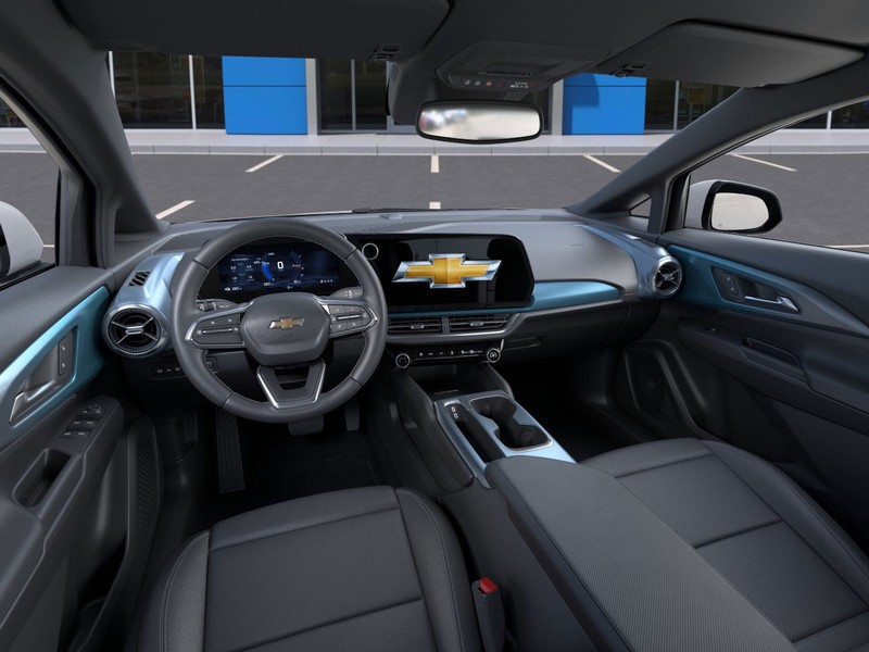 Chevrolet Equinox EV Vehicle Full-screen Gallery Image 15
