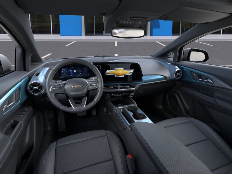 Chevrolet Equinox EV Vehicle Full-screen Gallery Image 15