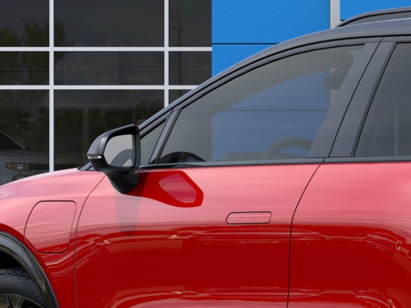 Chevrolet Equinox EV Vehicle Full-screen Gallery Image 12