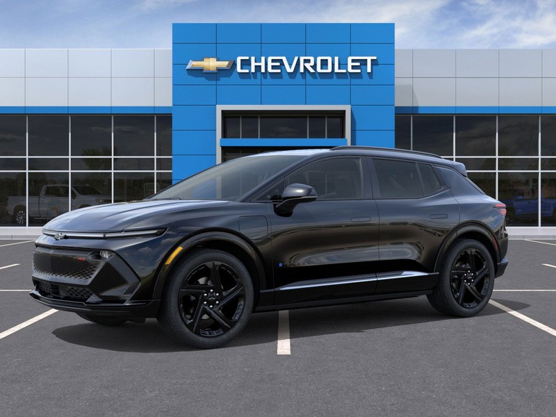 Chevrolet Equinox EV Vehicle Full-screen Gallery Image 2