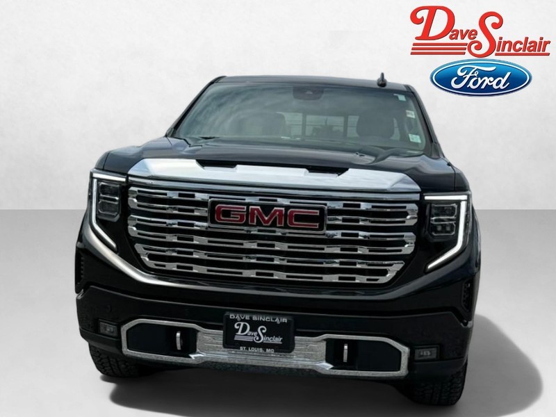 Used 2023 GMC Sierra 1500 Denali Denali with VIN 3GTUUGELXPG190896 for sale in Saint Louis, MO