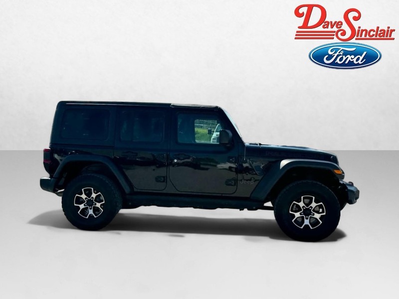 Jeep Wrangler Unlimited Vehicle Full-screen Gallery Image 05