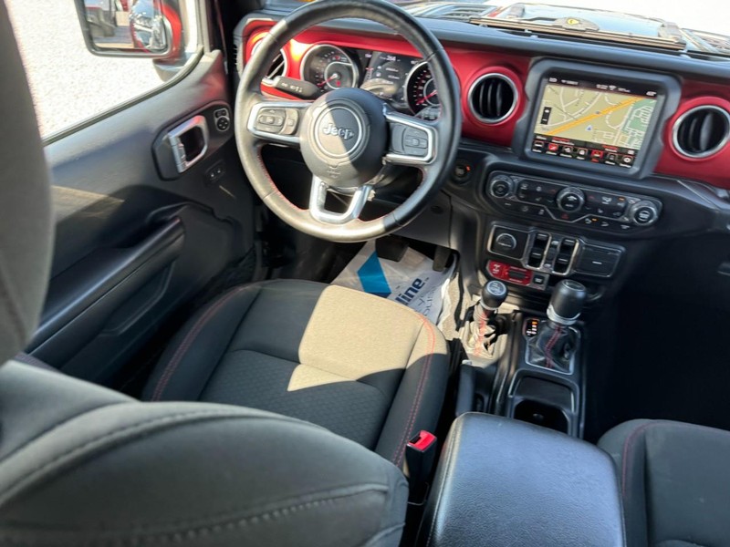 Jeep Wrangler Unlimited Vehicle Full-screen Gallery Image 14