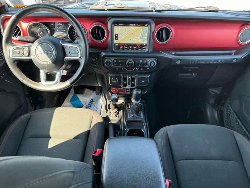 Jeep Wrangler Unlimited Vehicle Full-screen Gallery Image 15