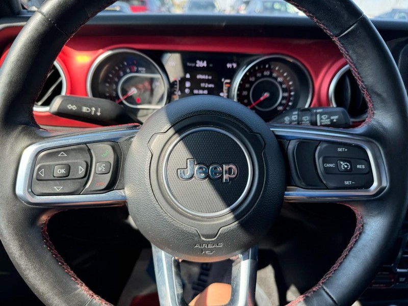 Jeep Wrangler Unlimited Vehicle Full-screen Gallery Image 19