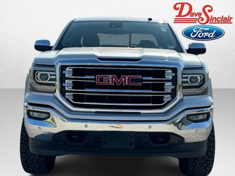 Used 2018 GMC Sierra 1500 SLT with VIN 3GTU2NEC5JG178267 for sale in Saint Louis, MO