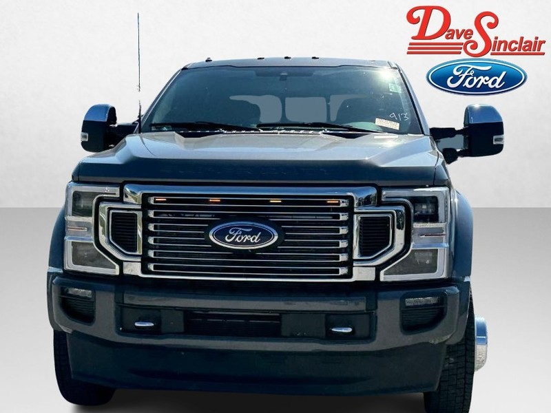 Used 2022 Ford F-450 Super Duty Platinum with VIN 1FT8W4DT5NEF56585 for sale in Saint Louis, MO