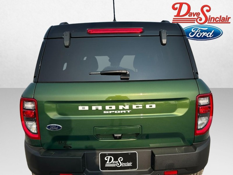 Ford Bronco Sport Vehicle Full-screen Gallery Image 08