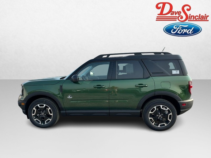 Ford Bronco Sport Vehicle Full-screen Gallery Image 10
