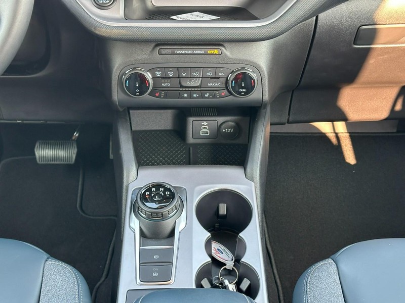 Ford Bronco Sport Vehicle Full-screen Gallery Image 16