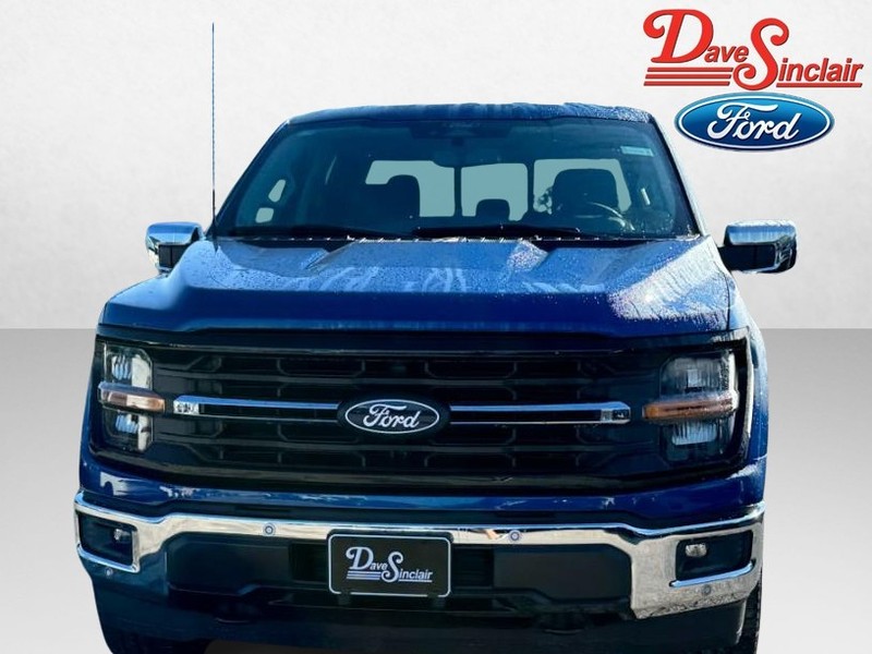 Ford F-150 Vehicle Full-screen Gallery Image 02