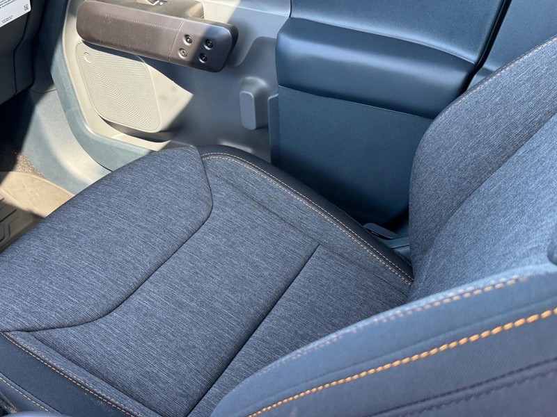 Ford Maverick Vehicle Full-screen Gallery Image 18