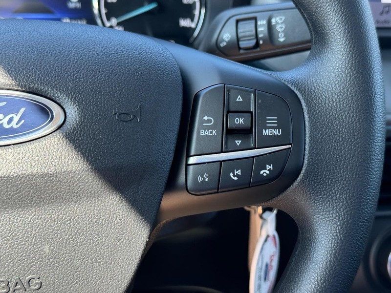 Ford Maverick Vehicle Full-screen Gallery Image 23