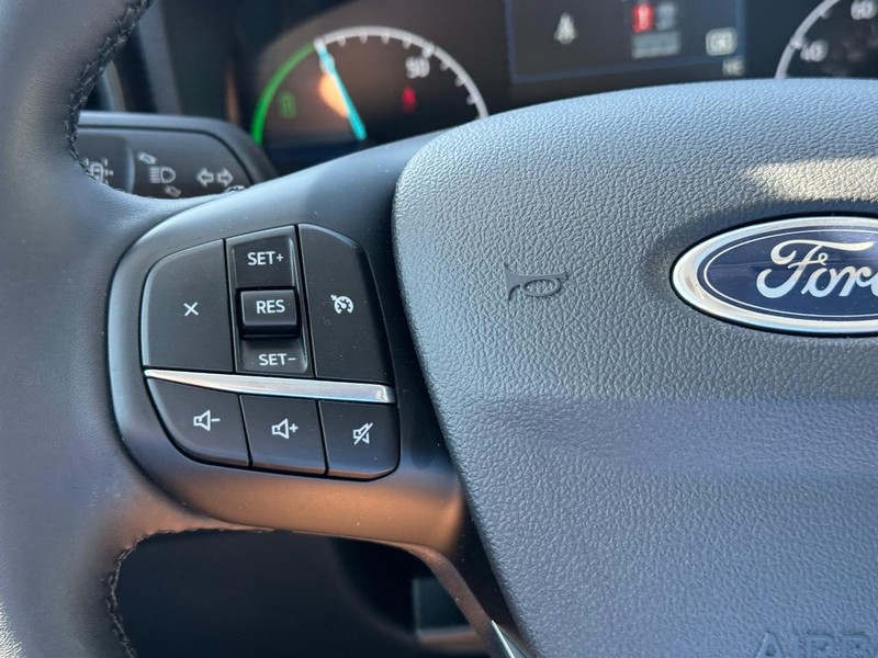 Ford Maverick Vehicle Full-screen Gallery Image 22