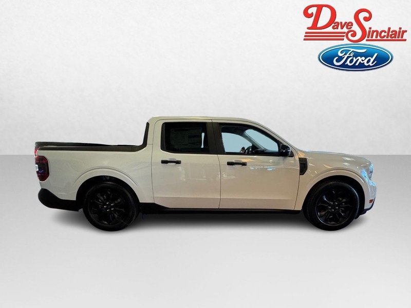 Ford Maverick Vehicle Full-screen Gallery Image 05