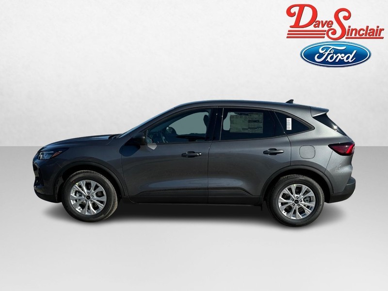 Ford Escape Vehicle Full-screen Gallery Image 10