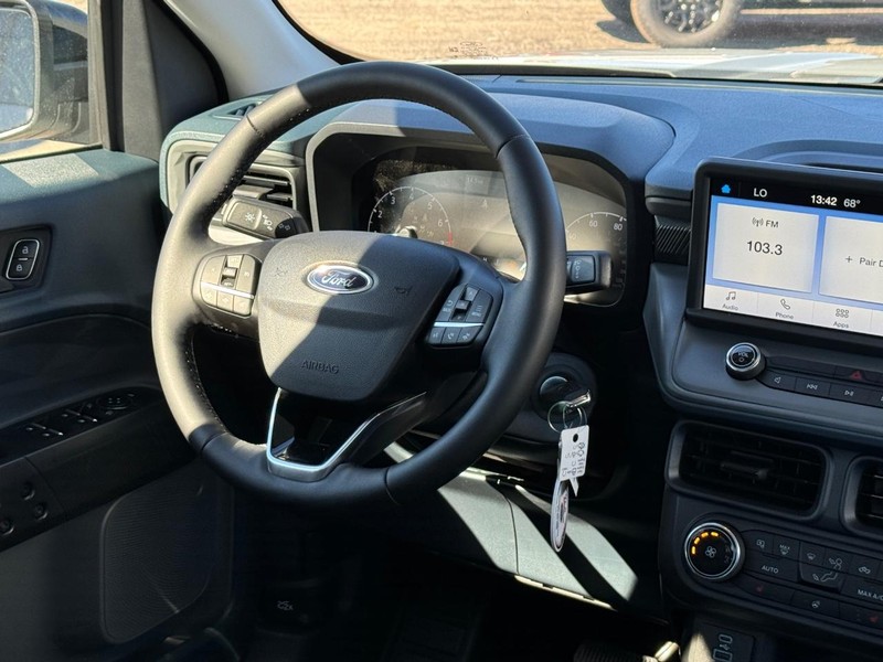 Ford Maverick Vehicle Full-screen Gallery Image 15