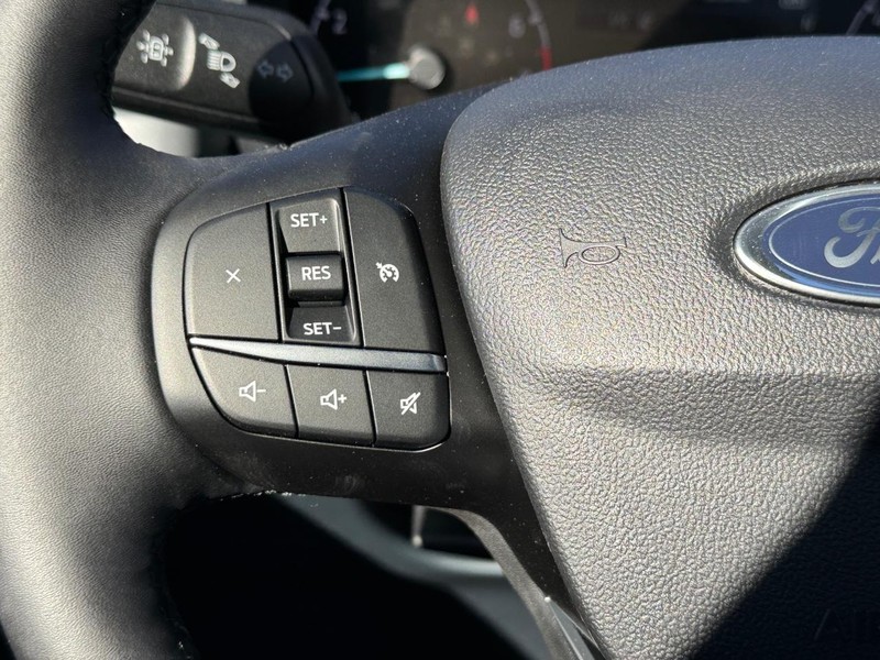 Ford Maverick Vehicle Full-screen Gallery Image 20