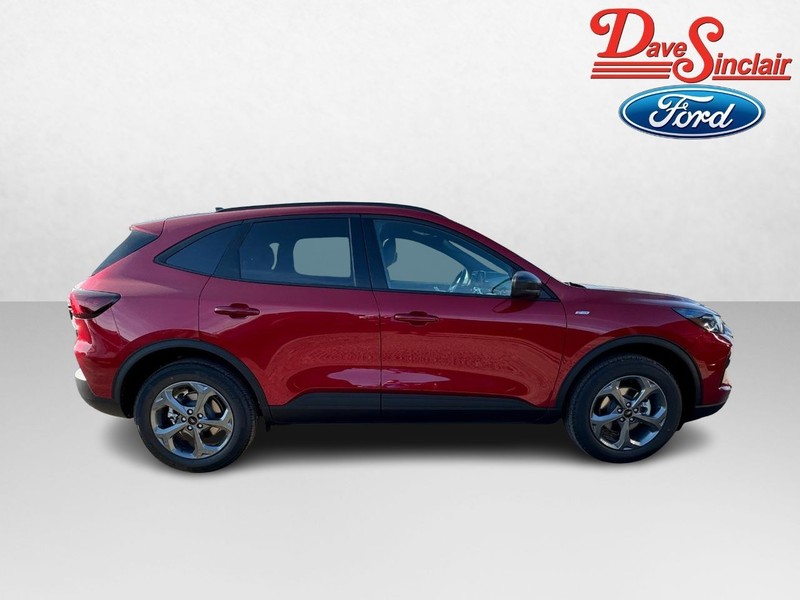 Ford Escape Vehicle Full-screen Gallery Image 05